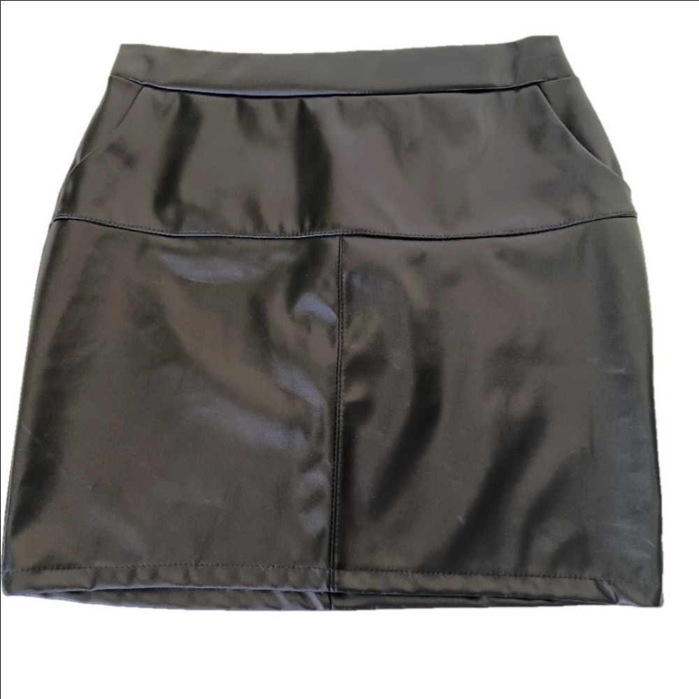 Windsor Faux Leather Mini Skirt Womens Small Black ED3278 High Waisted Pockets
